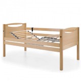 Elektromos fa betegágy korláttal VALIAMO