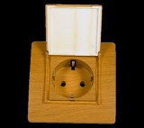 ELMARK EL BASIC TZ107C GERMAN STANDARD SOCKET WITH COVER