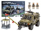 Építőkockák-Katonai Autó-Nyitható Ajtók-3 Bábuval-Őrhellyel-Sorompóval-Kompatibilis a Legoval