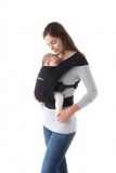Ergobaby Embrace Hordozó: Pure Black / Fekete