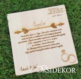 Esküvői meghívó fából