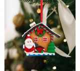Family Karácsonyi mágneses dekoráció - 2 az 1-ben - mézeskalács házikó mikulással - 85 x 75 mm