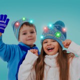 Family Karácsonyi sapka - színes LED-ekkel, bojttal, elemes - kék 58666B
