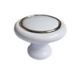 Fehér, műanyag gombfogantyú króm karikával, 32 mm