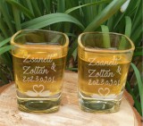 Feles pohár gravírozva_hattyú