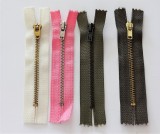 Fém cipzár - húzózár, zárt végű - 10 cm