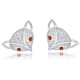 From Maria King ezüstözött róka fülbevaló