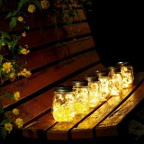 Függő, napelemes LED-es kerti lámpa2