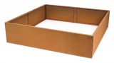 G21 Corten magaságyás, 132 × 32 × 132 cm.
