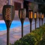 GARDEN OF EDEN LED-es szolár lámpa - leszúrható - lángeffekt - 12 sárga LED - műanyag - fekete - 10 x 58 cm