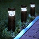 GARDEN OF EDEN Leszúrható szolár lámpa - rattan hatású design - barna szín - hidegfehér fény - 7 x 7 x 28 (+12) cm - kerti dekoráció