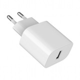 Gembird Universal USB Charger White TA-UC-1A12-01