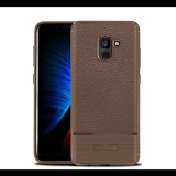 Gigapack Szilikon telefonvédő (közepesen ütésálló, bőr hatású, szálcsiszolt) BARNA [Samsung Galaxy A8 (2018) SM-A530F] (5996457741557) - Telefontok