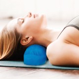 Globiz Szilikon gél nyakpárna - cipzáros huzattal - 27 x 9 x 9 cm