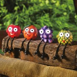 Globiz Szolár gyümölcsök lábbal - 4 féle - 2 fehér LED - 8 x 17 cm