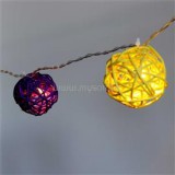 Gömb alakú fonott/rattan/4m/több színű/20db LED-es/3xAA elemes fénydekoráció (IRIS_101-02)
