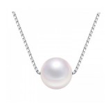 GYÖNGY MEDÁL -  EZÜST NYAKLÁNCON