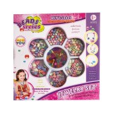 Gyöngyfűző dobozban 48858