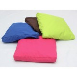 GYOPÁR ARANYÉRPÁRNA SZÖGLETES szürke színben