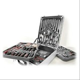 Haina HA-006 Szerszámos börőnd tele szerszámokkal 617-részes