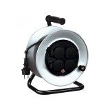 Home by Somogyi Home HJRM 10-50 fém kábeldob, 50 m, fém talp és dob, IP44-es védelem, H07RN-F 3G1,5 mm2 gumi kábel, max. 3000 W, védőkapcsoló, fix, nem forgó aljzatokkal