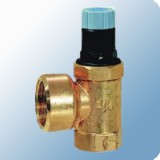 Honeywell membrános biztonsági szelep HMV tartályokhoz 200 literig 75kW 10bar 1/2" bm