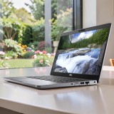 Hordozható Profi DELL Precision 5310 i5-10310U/8GB/256GB SSD/FHD/13,3" Laptop