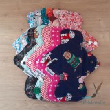 Horváthné Pális Rita e.v. 9422 Harka, Alpesi utca 34 B hello@ritakreativ.hu 10db 26cm eü mosható betét meglepetés mintával