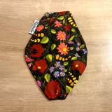 Horváthné Pális Rita e.v. 9422 Harka, Alpesi utca 34 B hello@ritakreativ.hu Fekete alapon virágok tanga mosható betét 18cm - eü