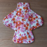 Horváthné Pális Rita e.v. 9422 Harka, Alpesi utca 34 B hello@ritakreativ.hu Narancs virág tisztasági mosható betét 16cm