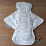 Horváthné Pális Rita e.v. 9422 Harka, Alpesi utca 34 B hello@ritakreativ.hu Tépőzáras fehér mosható inkontinencia betét 30cm