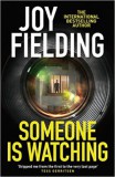 HUNGAROPRESS SAJTÓTERJESZTŐ KFT. Joy Fielding: Someone is watching - könyv