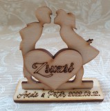 Ifjú Pár Köszönetajándék és Stílusos Ültetőkártya 2 az 1-ben