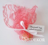 Illatos fa golyó rózsaszín csipkében, masnival