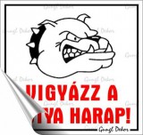 . Információs matrica, 8,7x8,3 cm, Vigyázz a kutya harap! (LUIN075)