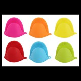 IRIS KT-496 Mini Szilikon Sütőkesztyű - Több színben (KT-496)