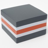 Iskola Jegyzettömb fekete-fehér-narancssárga színben 8,5x8,5x4cm