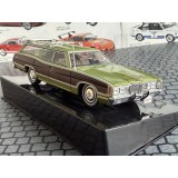ixo models Ford LTD Country Squire (1972)