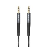 Jack-jack (3.5mm) audio kábel, szövet bevonat, fekete, 1m, Bwoo AUX064