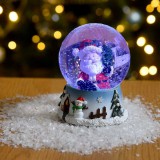 Karácsonyi Frosty Fun hógömb 11 cm világítással &#8211; 2 féle