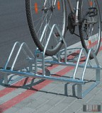 Kerékpárállvány, 3 db kerékpár tárolására 4040