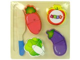 KicsiKocsiBolt Fából készült zöldségvágó készlet 4 darab sárgarépa paradicsom 10346