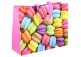 KicsiKocsiBolt Macaroons ajándéktáska 44,5 cm x 35,5 cm x 15 cm 16722