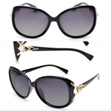 Kingseven fekete keretes női napszemüveg, arany macskamintával