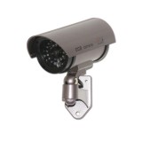 König Kőnig kültéri álkamera villogó LED-del.