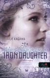 Könyvmolyképző Kiadó Kft. Julie Kagawa: The Iron Daughter - Vashercegnő - könyv