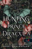 Könyvmolyképző Kiadó Kft. Kerri Maniscalco: Hunting Prince Drakula - Drakula fejedelem markában - könyv
