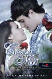Könyvmolyképző Kiadó Kft. Lacey Weatherford: Chasing Nikki - Nikki nyomában (Nikki nyomában 1.) - könyv