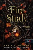 Könyvmolyképző Kiadó Kft. Maria V. Snyder: Fire Study - Tűztan - könyv