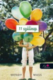 Könyvmolyképző Kiadó Kft. Wendy Mass: 11 szülinap - könyv